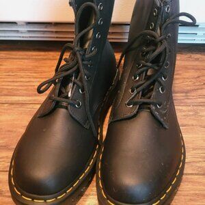Dr Martens Air Wair Cocoa Lace Up Boots Size 10 Excellent Condition